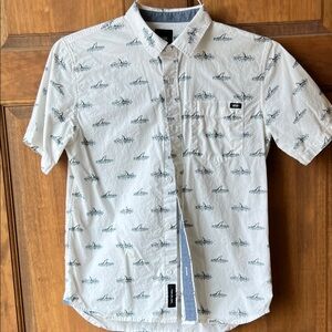 VANS boy’s white shark fin 100% cotton shirt. Size L.